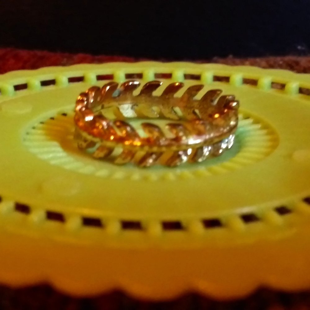 'Pine Cone' Gold Ring